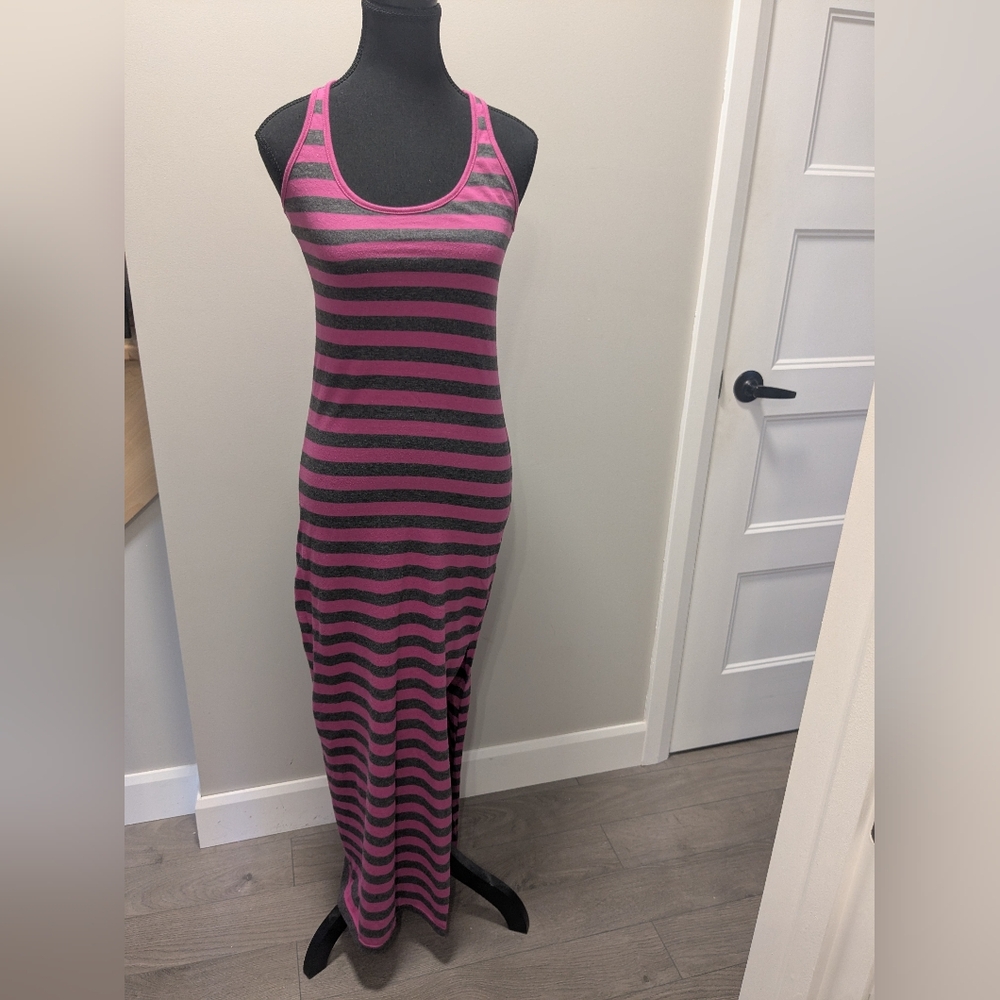 Tag Pink Bodycon Maxi Dress Sleeveless Scoop Neck